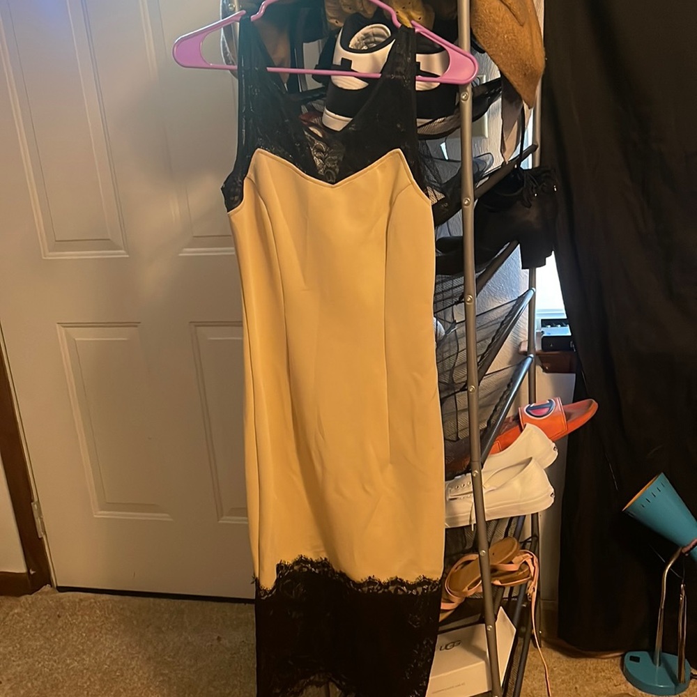 Size XS. Never worn!